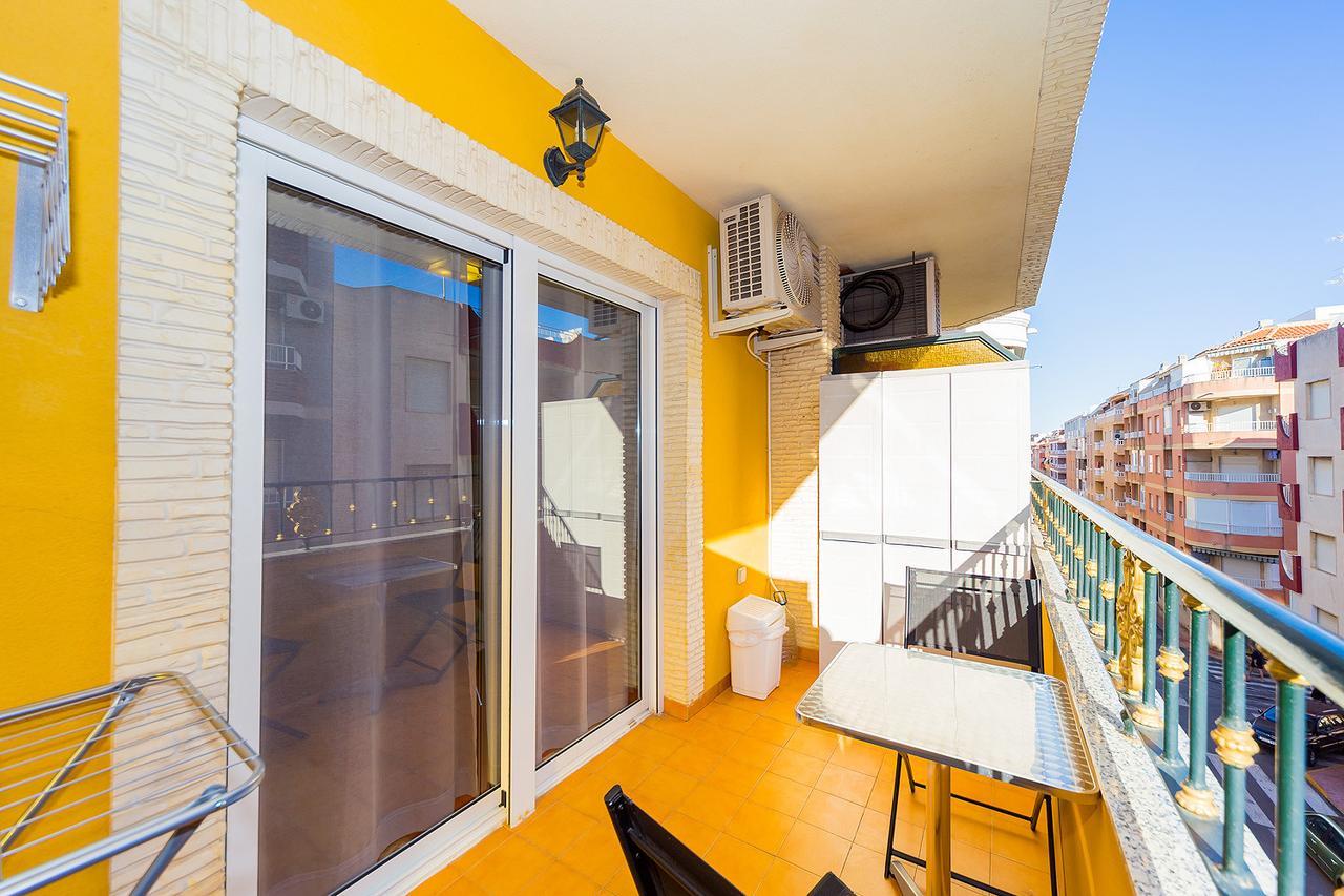 Ferienwohnung Alegria Id80 Torrevieja Exterior foto